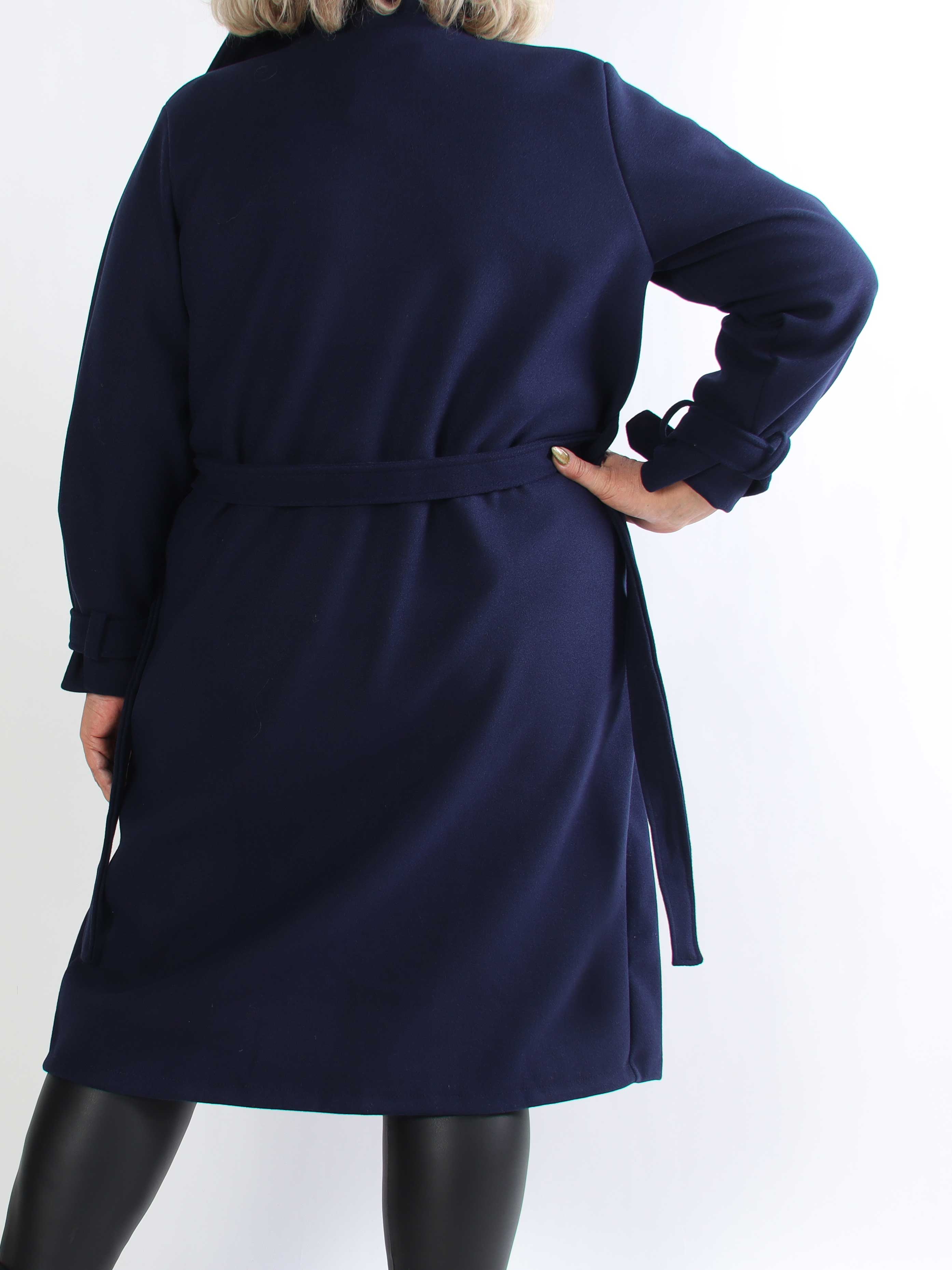 Sharpay Coat - Plus size trenchcoat med knytband